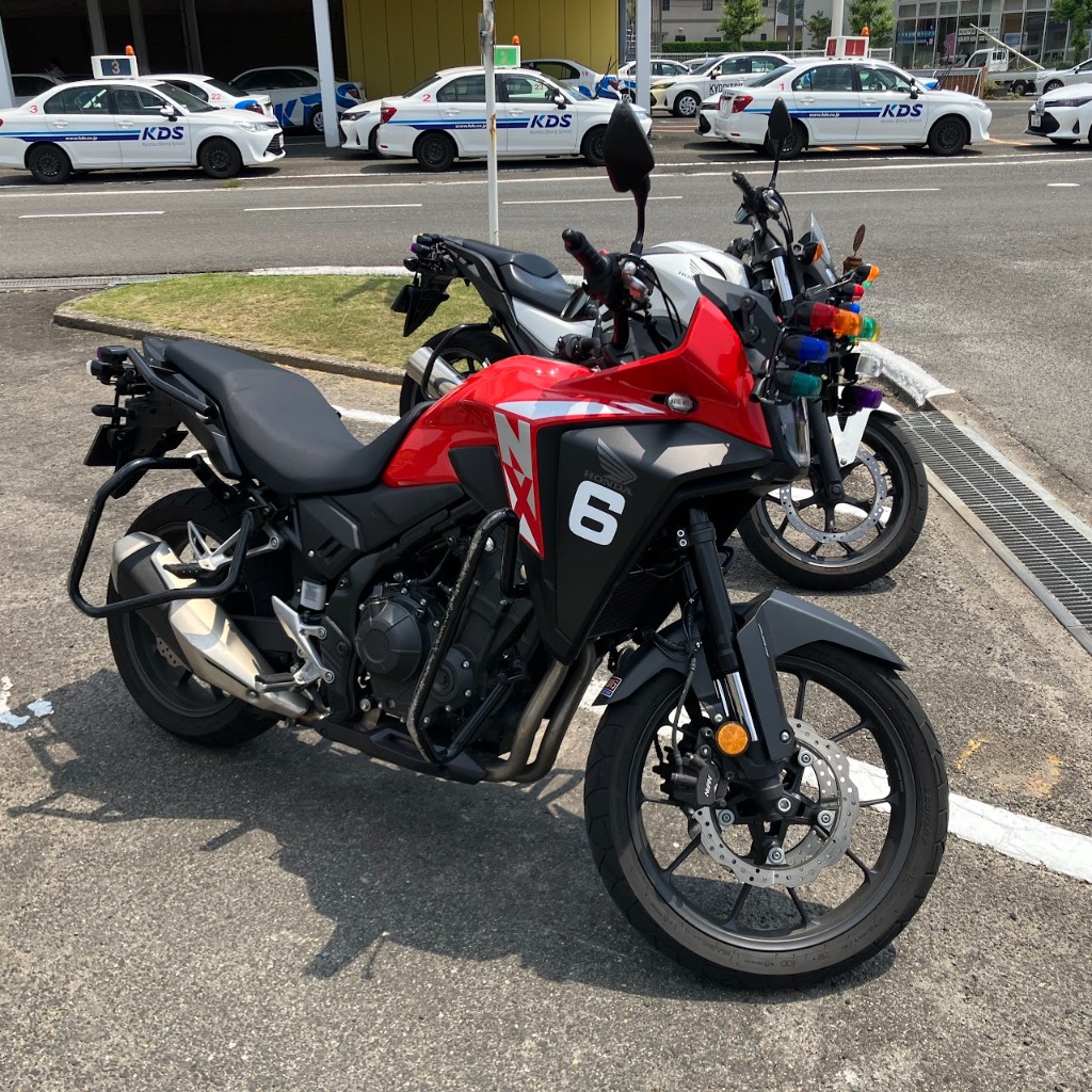 自動二輪車